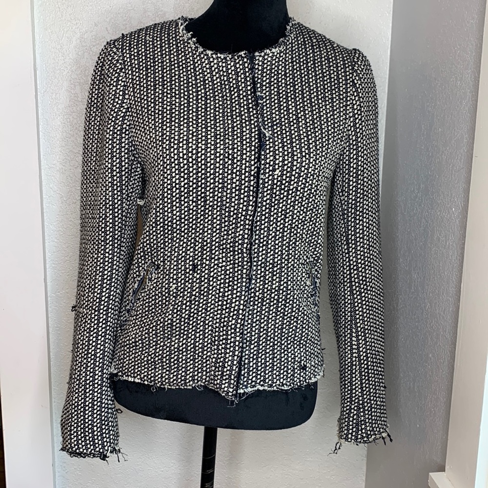 Gap Navy White Tweed Collarless Jacket Raw Edge Zip Front Size 8 Dark Academia